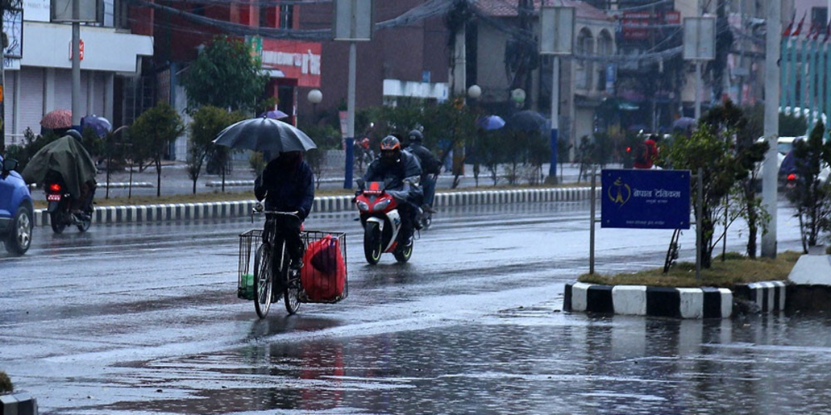 काठमाडौंसहित देशै भर ३ दिन पानी पर्ने सम्भावना